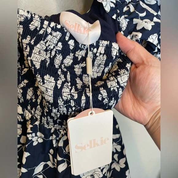 NWT SELKIE The Maria Mini Dress In Tattoo Roses Size XS Navy/White - Picture 6 of 9